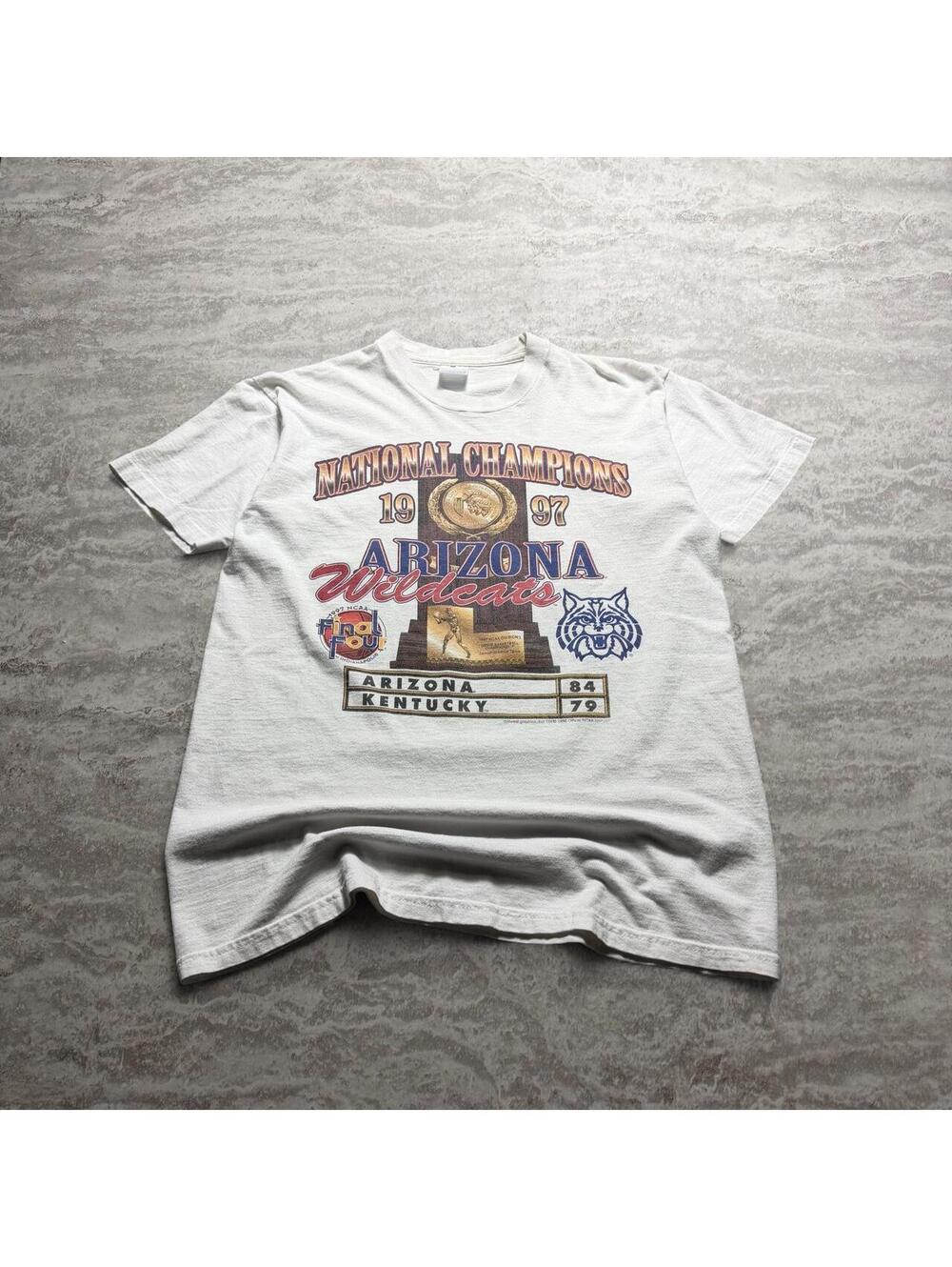 Vintage 1997 Arizona Wildcats National Champions T-Shirt Large